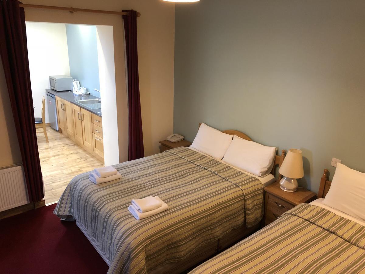 Pier House Bed&Breakfast Inis Mór Extérieur photo